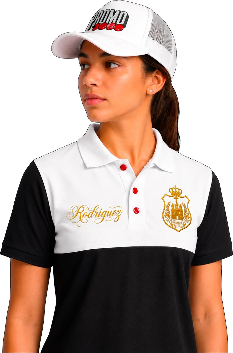 Modelo con gorra y polo PROMO 3000 Atelier